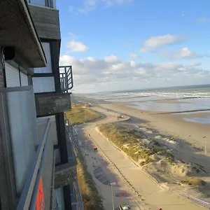 Studio On The Beach With Sea View Middelkerke